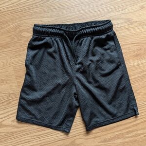 Athletic Works Black Mesh Shorts Boys L (10-12)